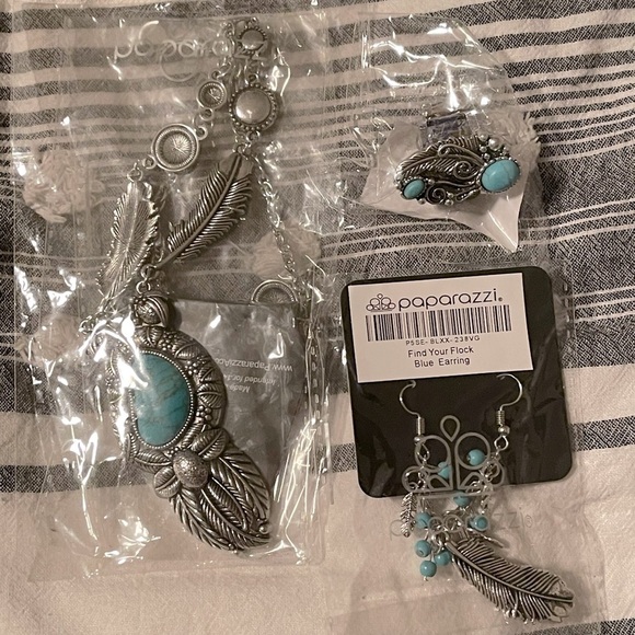 3 piece jewelry bundle 💙 - Picture 5 of 5